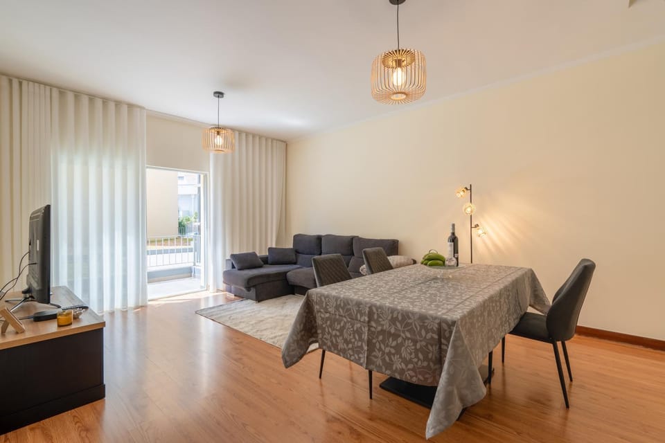 Dragoeiro Duplex by Sam Houses Apartment in Madeira District