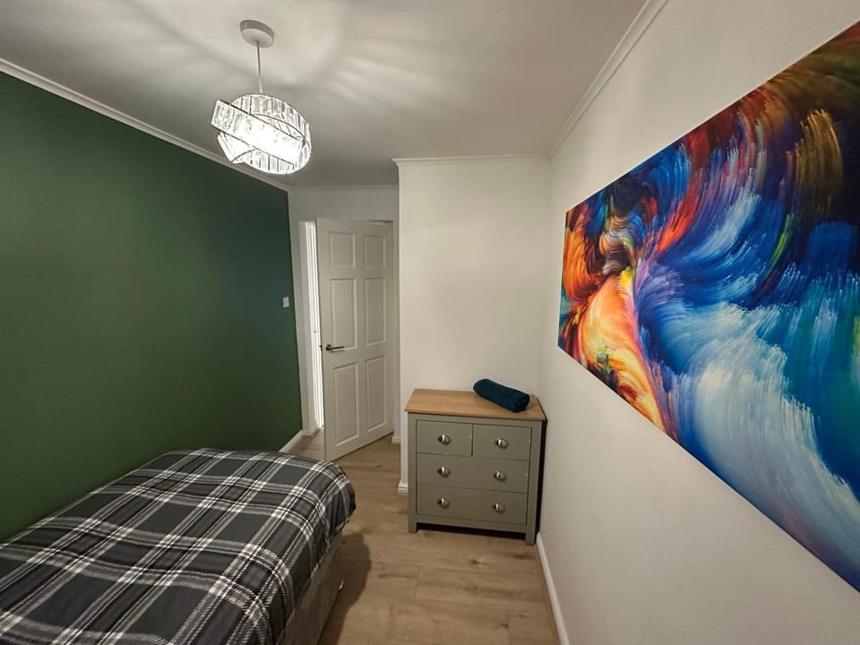 3 bedroom apartment Apartment in Cumbernauld