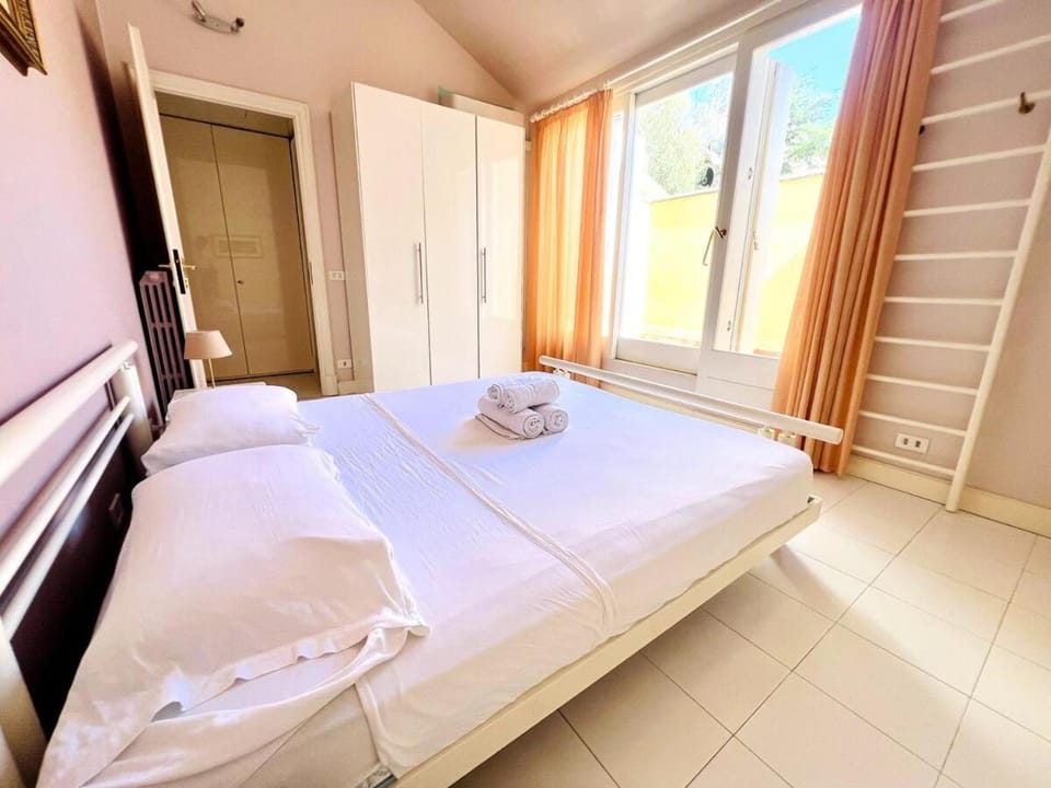 Luxury Penthouse Belvedere Suite - Ospedaletti Apartment in Liguria