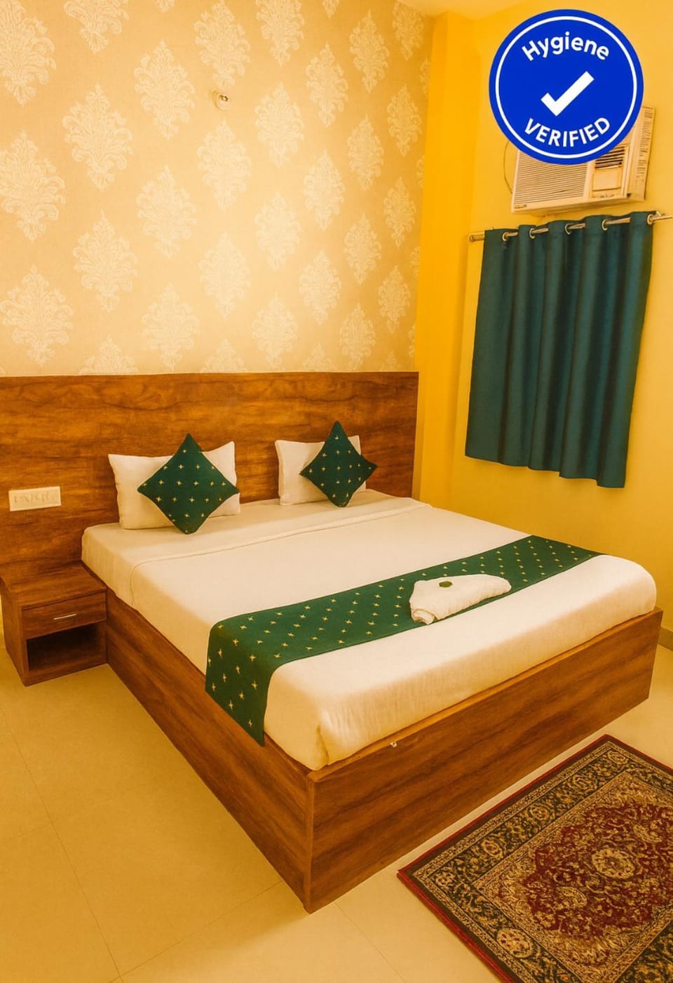 Urban Residency #5 minute drive to prem mandir Hotel in Uttar Pradesh