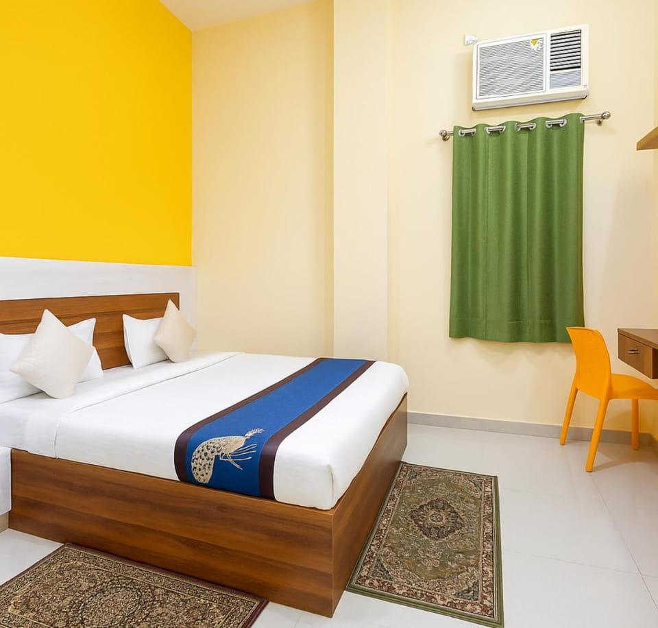 Urban Residency #5 minute drive to prem mandir Hotel in Uttar Pradesh