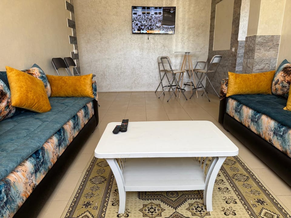 Cozy & Affordable Family Apartment for married couples only Apartment in Fez-Meknès