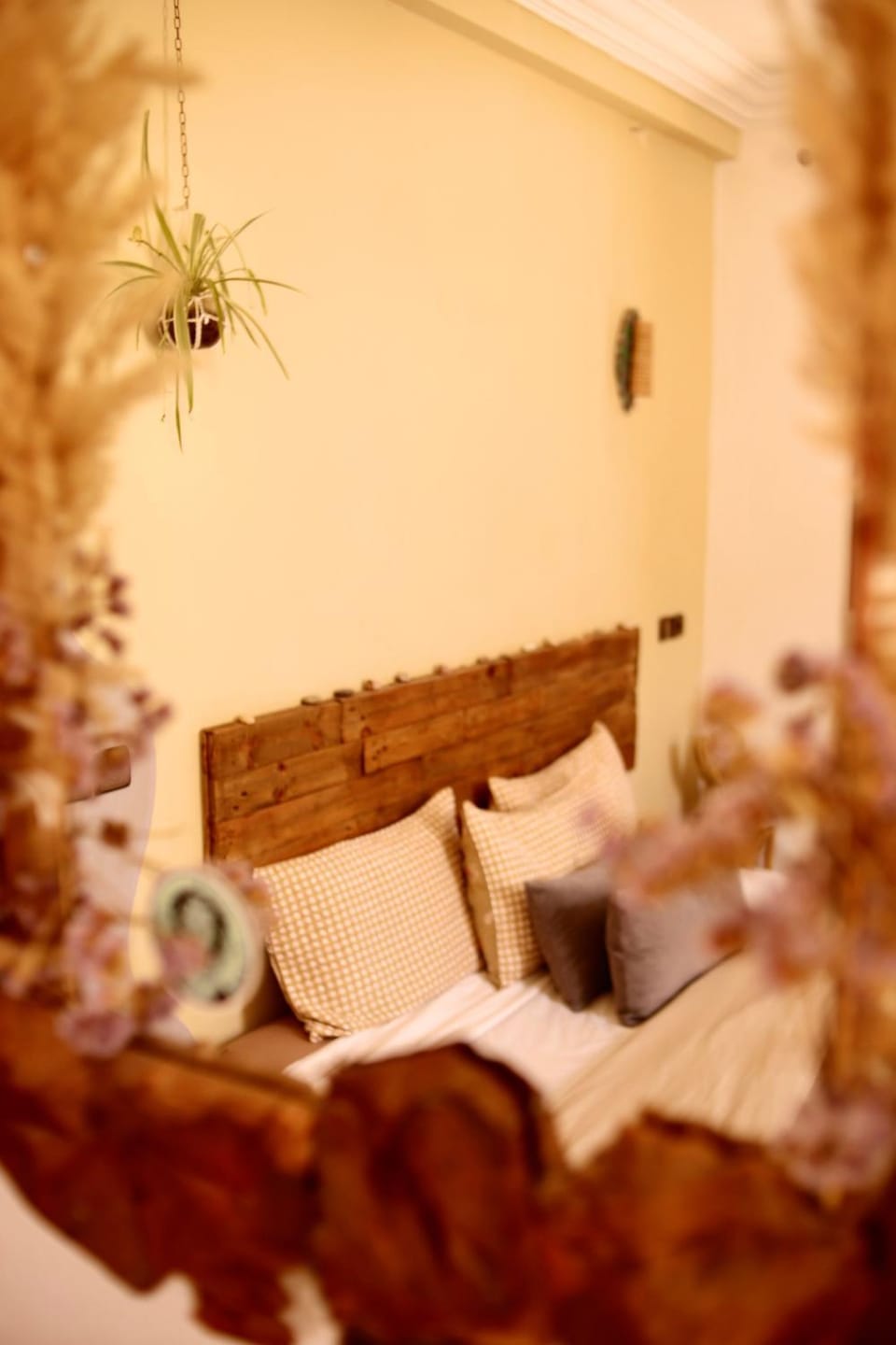 Bed, Photo of the whole room, Bedroom, room service, VIP
