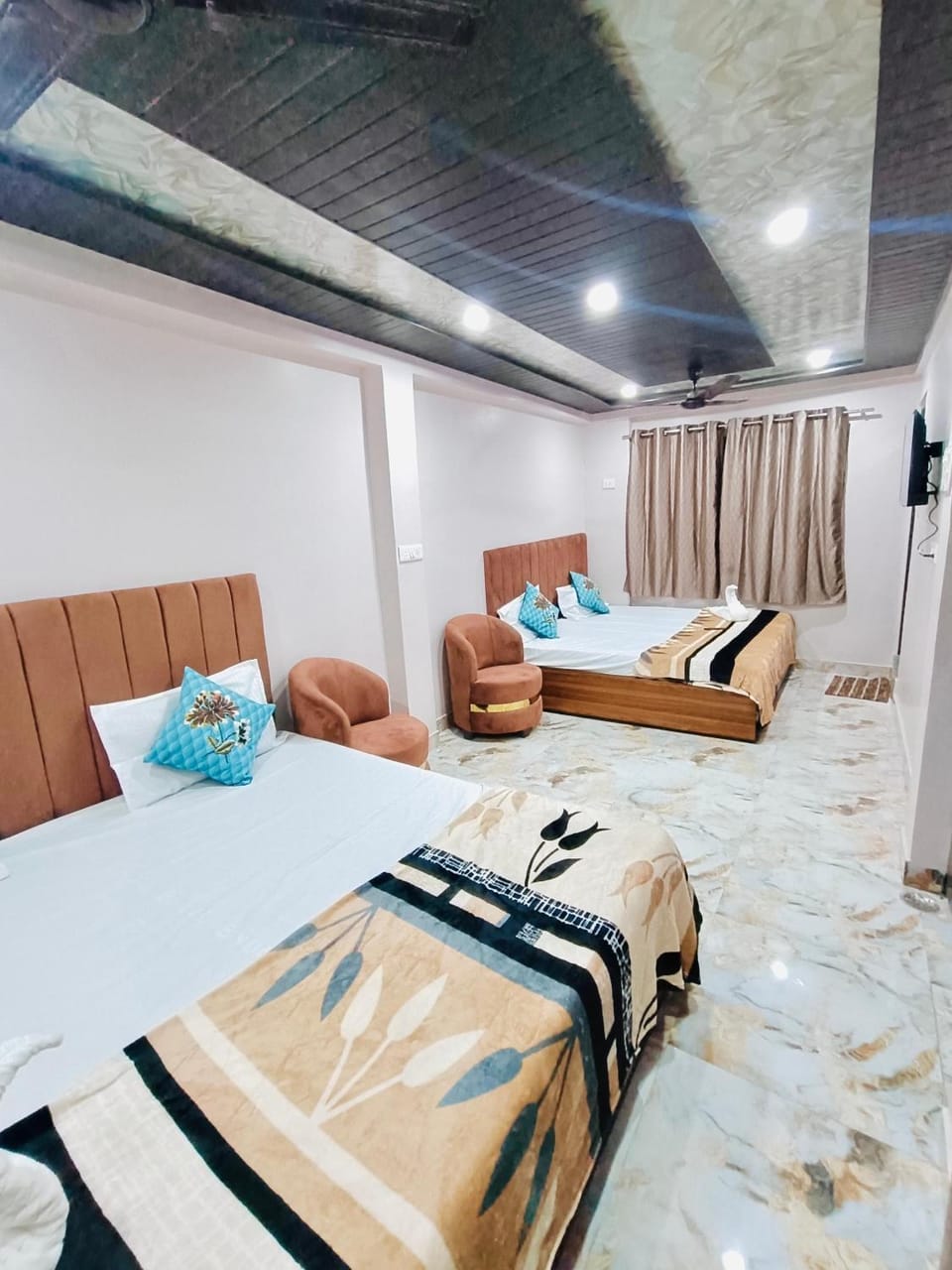 DB Residency Bed and Breakfast in Varanasi
