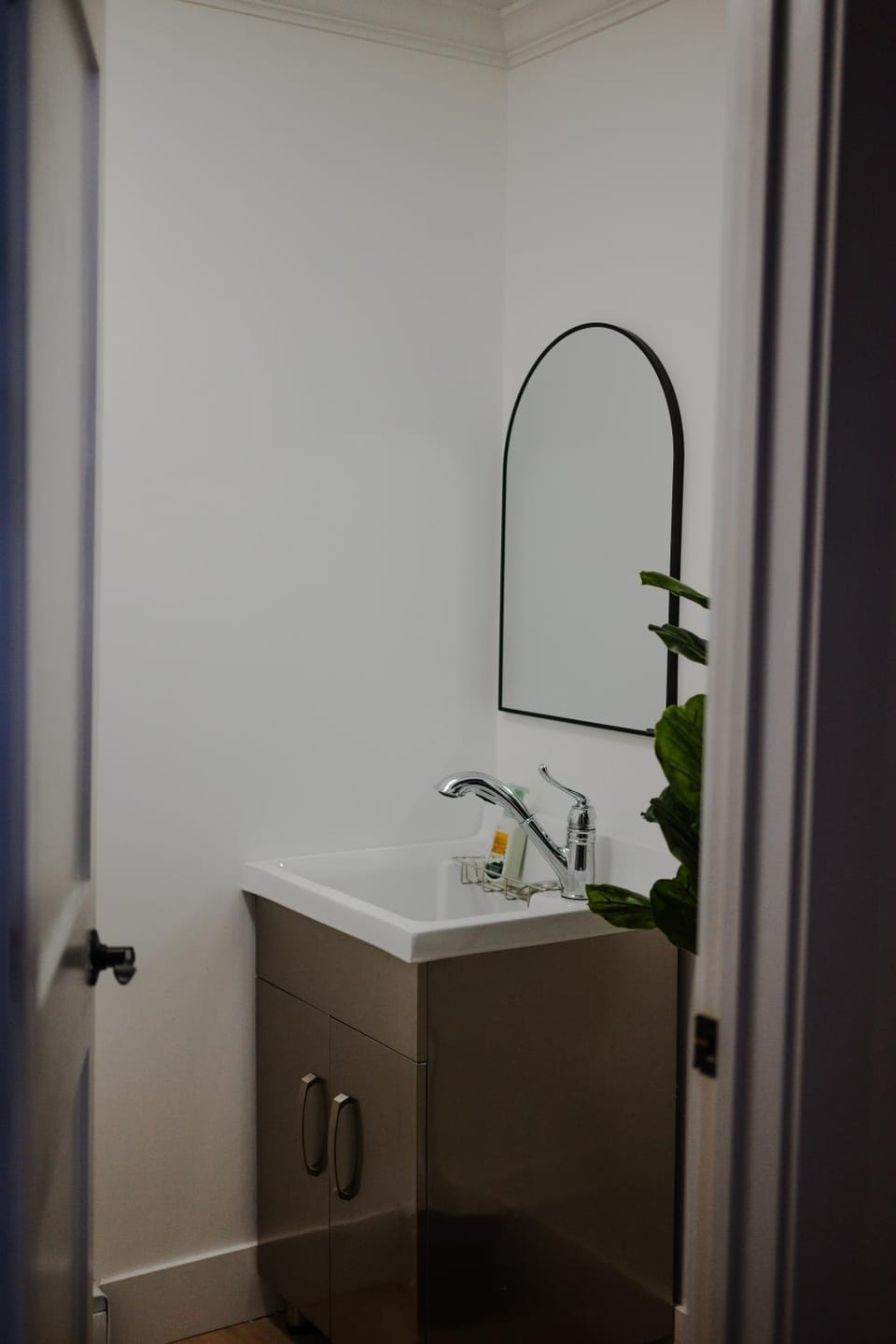 Bathroom, Decorative detail