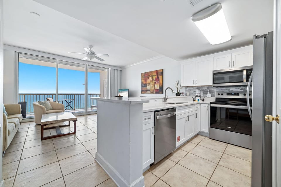 Beach Club Doral 1502 House in Alabama
