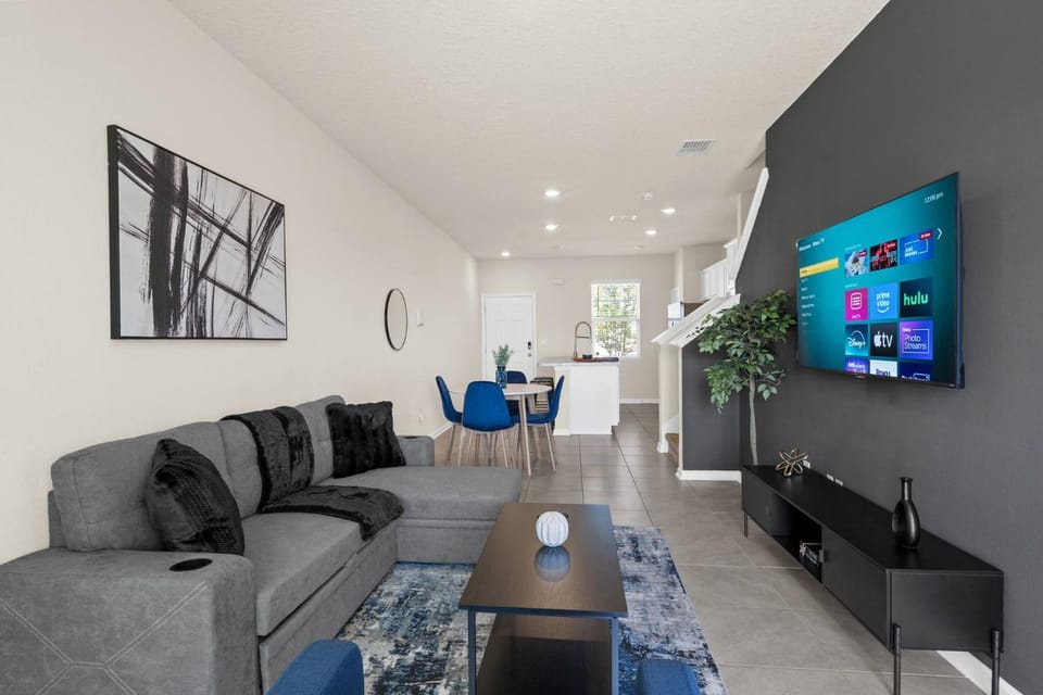 Living room, Photo of the whole room, Seating area
