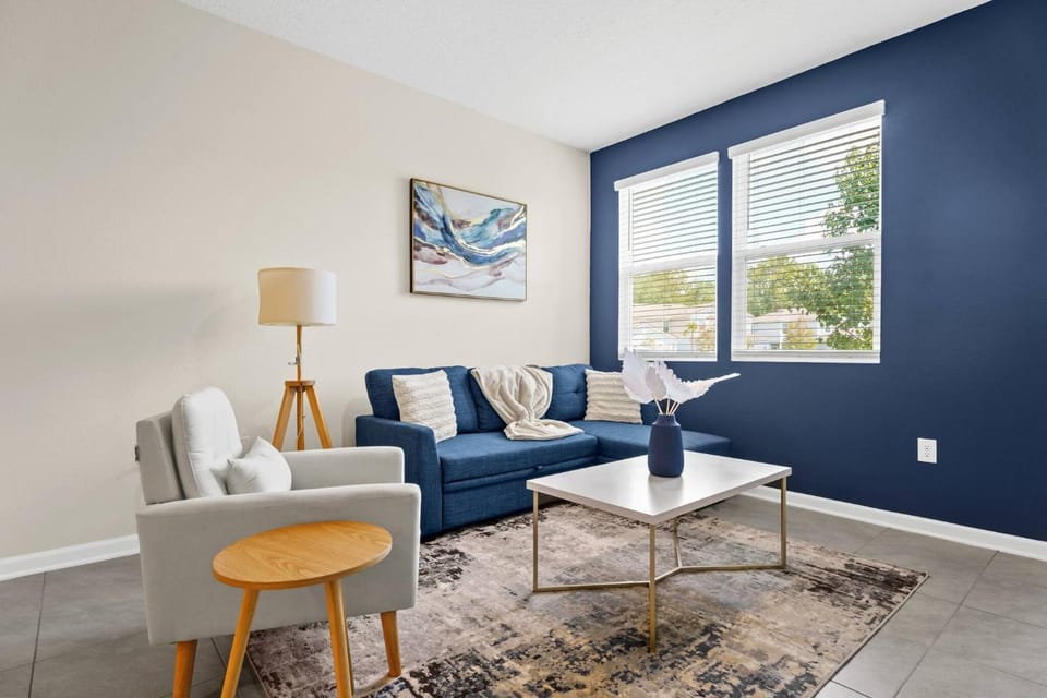 Living room, Photo of the whole room, Seating area