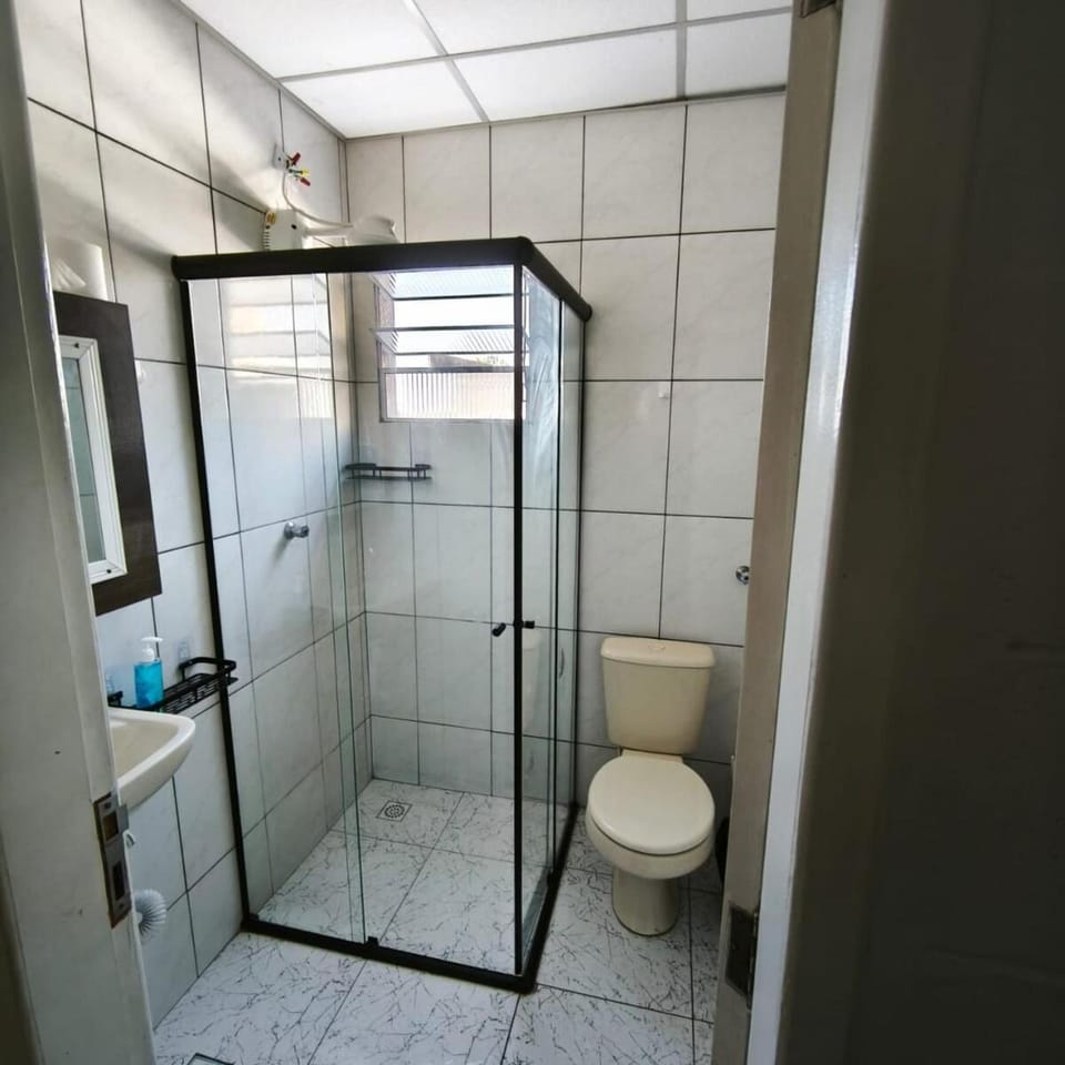 Kitnet in the center of Poá - 8 minutes on foot from the station Apartment in Suzano