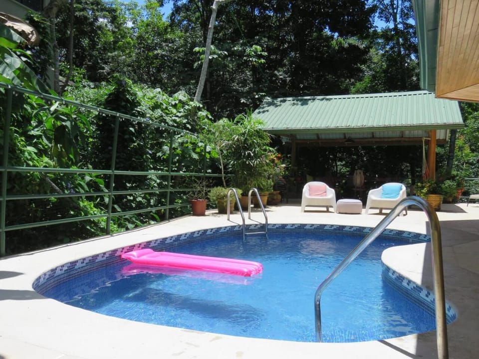 Mono Vista At Jungle Creek Chill out in the Jungle House in Quepos