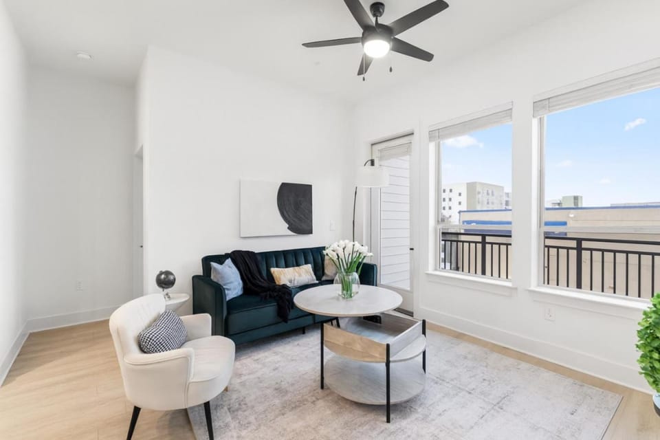 Modern 2BR Condo Near Railroad Park and UAB Apartment in Birmingham