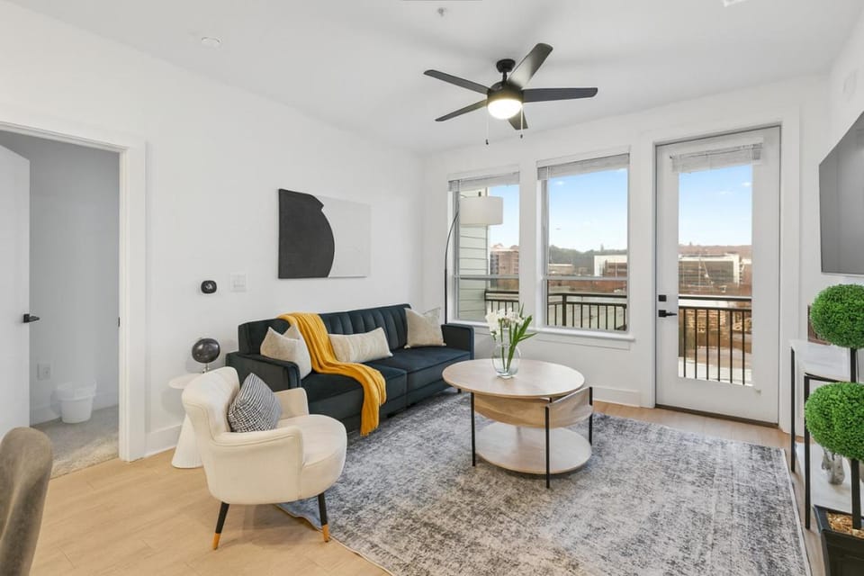 Parkside Chic 2BR Near Regions Field n Park Apartment in Birmingham