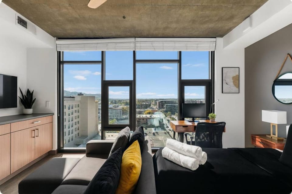 Bright n Airy Studio Perfect City Escape 7 Apartment in Vestavia Hills