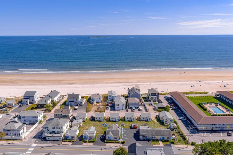 Little Miss Cottages - Two Bedroom Cottage Country House in Old Orchard Beach