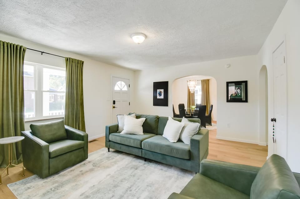 Walk to Ritter Park Renovated Home Near Marshall! House in Huntington