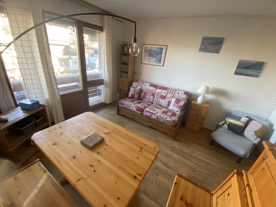 Résidence Valbel - maeva Home - Studio + coin cabine 5 personnes - Budget MAE-7363 Cabin in Provence-Alpes-Côte d'Azur