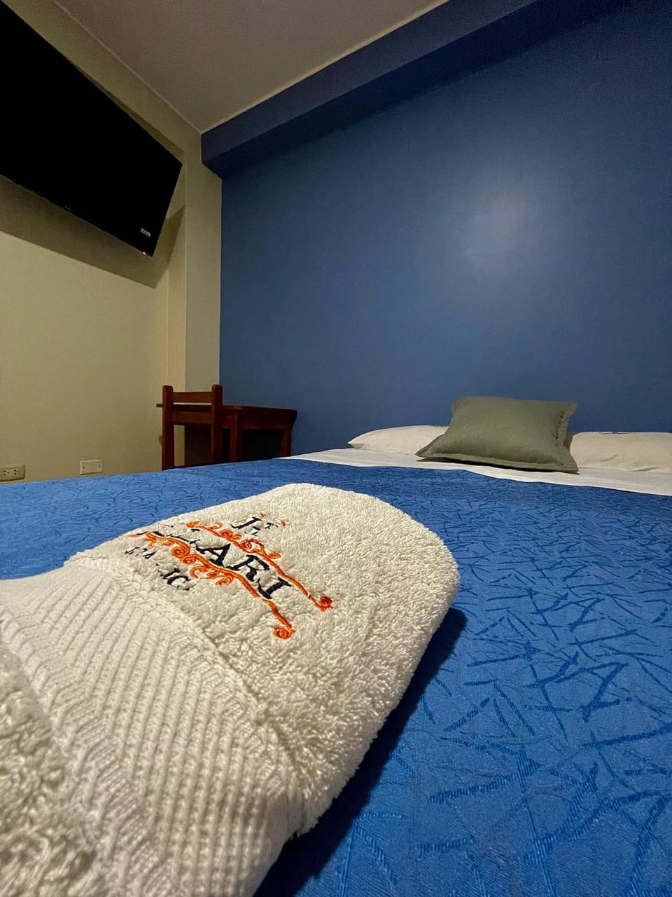 Bed, Photo of the whole room