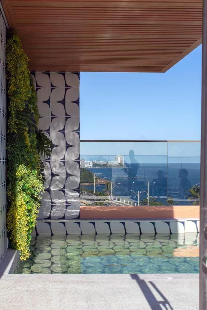 Faroleiro - Studio à beira-mar, com vista para o Farol da Barra, em frente ao circuito do carnaval Apartment in Salvador