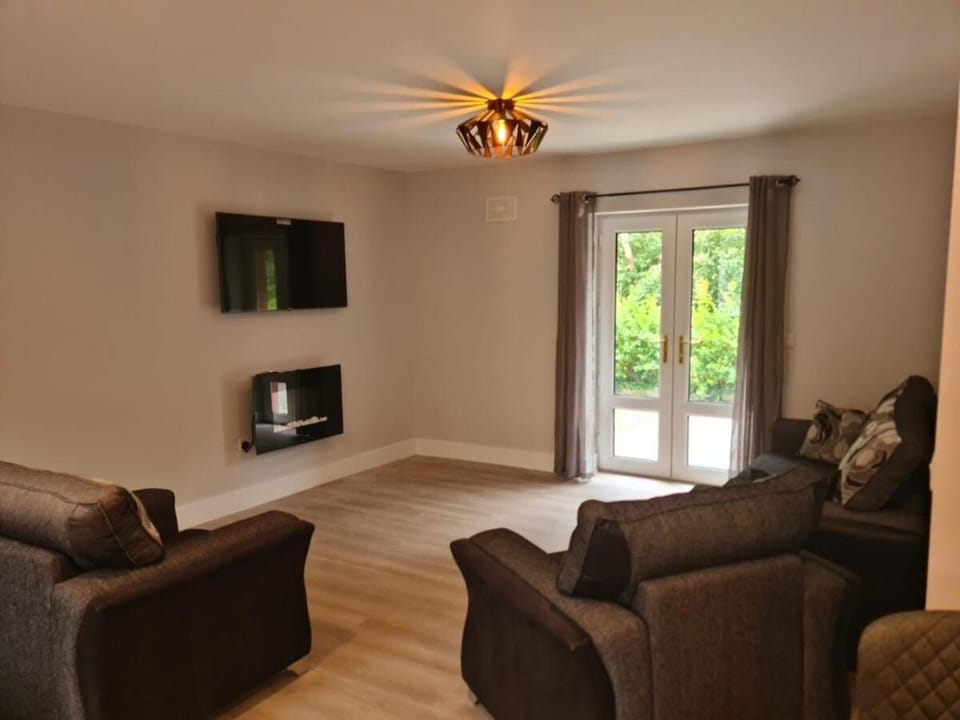 Modern 2 bedroom Apartment with River views Apartment in County Kerry