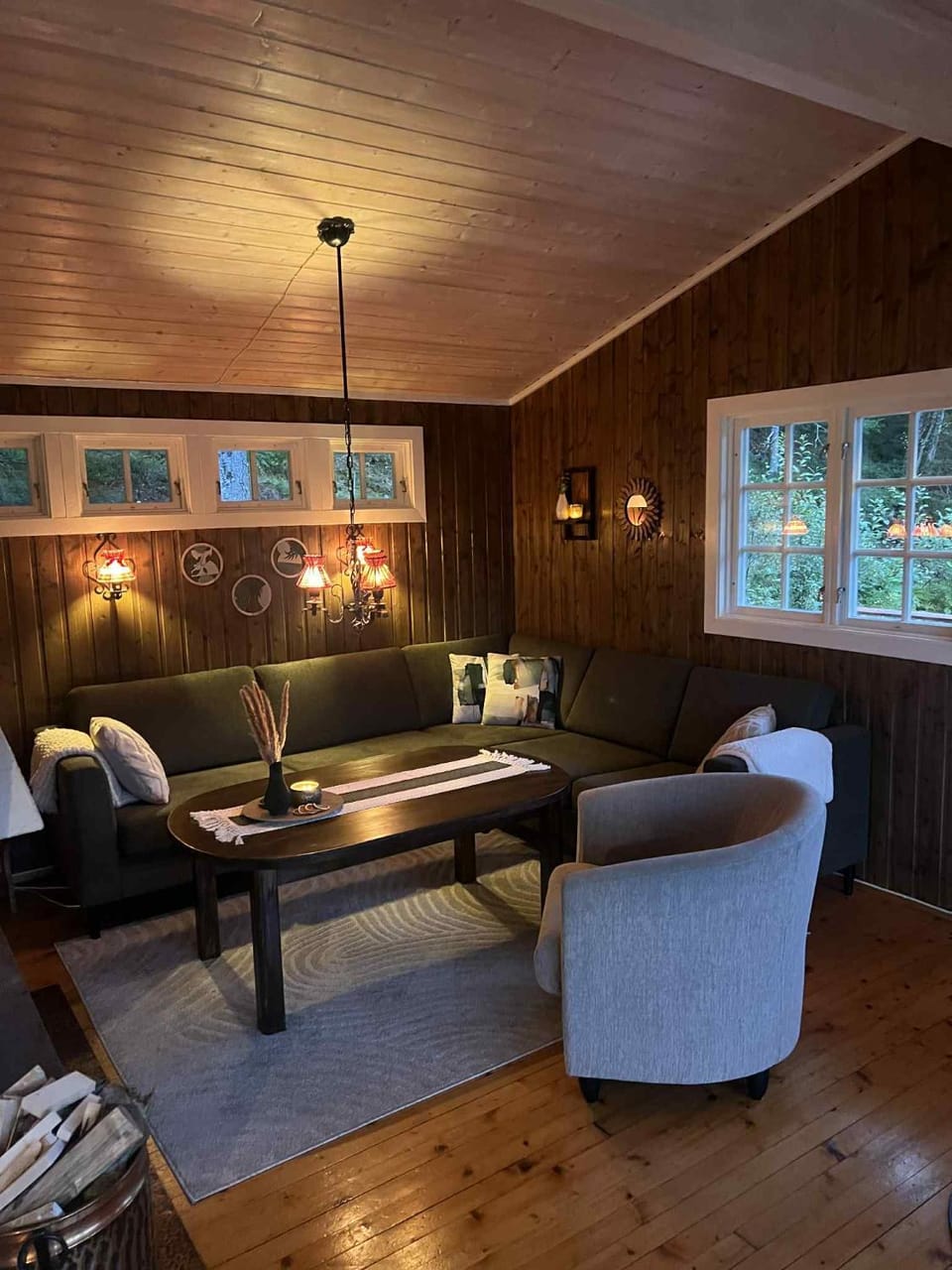 Cozy lakeside cabin in Trøndelag Cabin in Trondelag