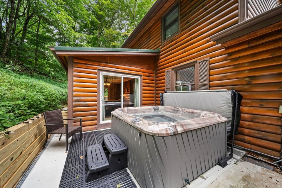 The Smore The Bearier House in Watauga