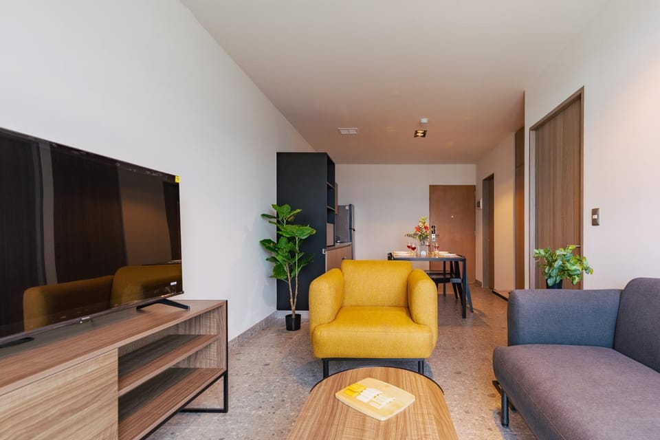 Communal lounge/ TV room, TV and multimedia, Living room, Seating area