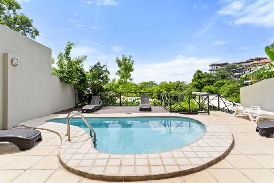 Mir4 Stunning OceanView 2BD Over Tamarindo Apartment in Tamarindo