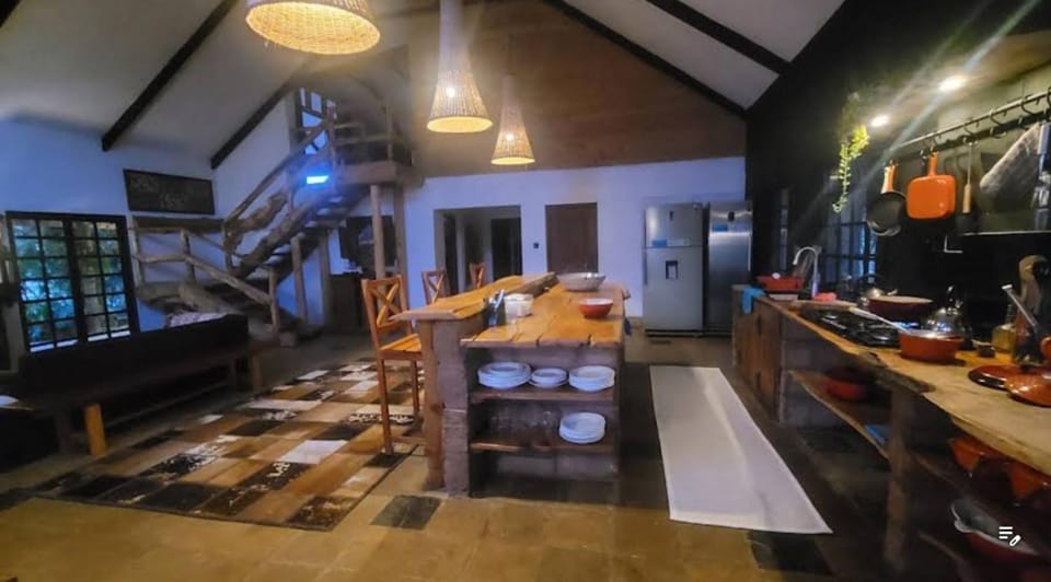 Kitchen or kitchenette, Living room, Seating area