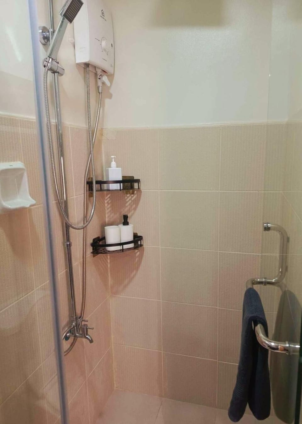 Brand New 2 Bedder near Malls SMDC Bloom Apartment in Muntinlupa