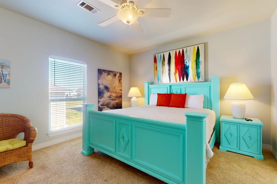 Escape Steps to Beach Large Deck Group Ready House in Bolivar Peninsula