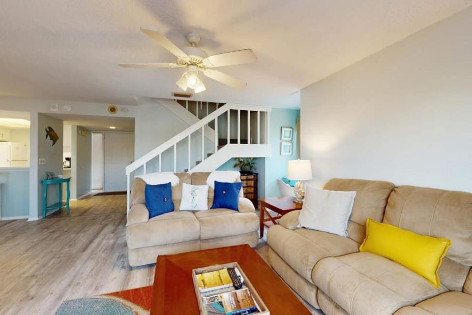 Santa Maria Condo 102 House in Estero Island