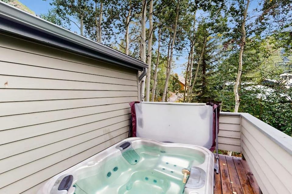 Booth Falls Estate (Chalet + Bungalow) House in Vail