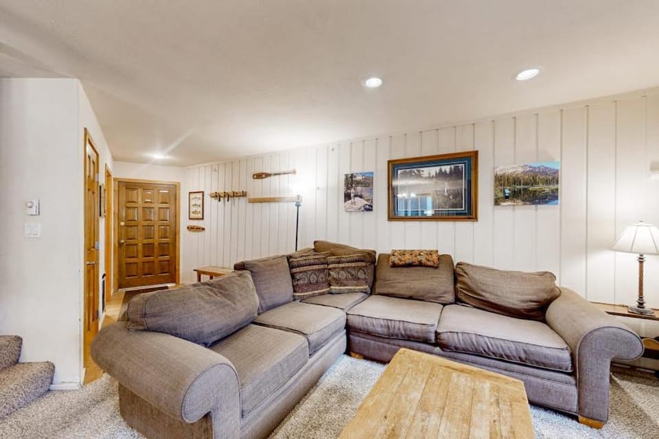 Sierra Park Villas 84 R Apartment in Mammoth Lakes