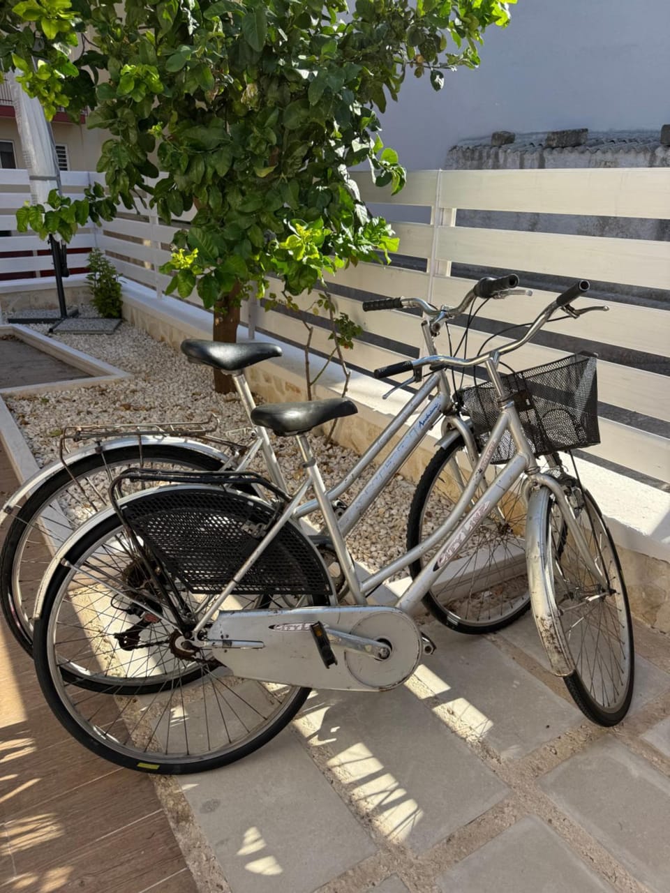 Garden, Cycling