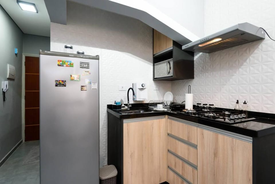 Living in Copa: Complete loft 2 qd beach and meter Apartment in Rio de Janeiro