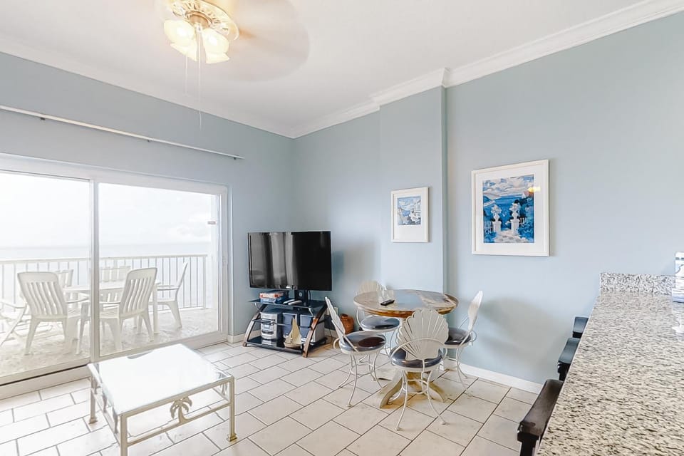 Royal Palms 1304 Apartment in Gulf Shores