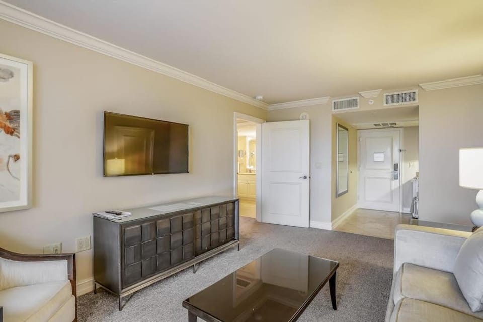 Marco Beach Ocean Resort Condominiums #605 House in Marco Island
