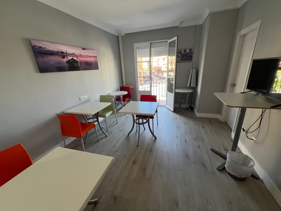 Communal lounge/ TV room