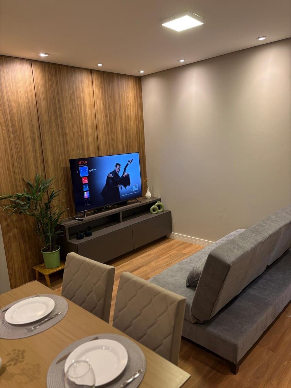 Communal lounge/ TV room, TV and multimedia, Living room