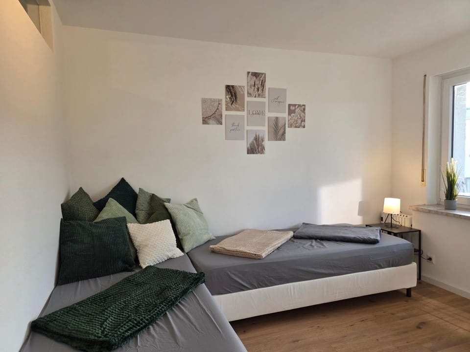 Living room, Photo of the whole room