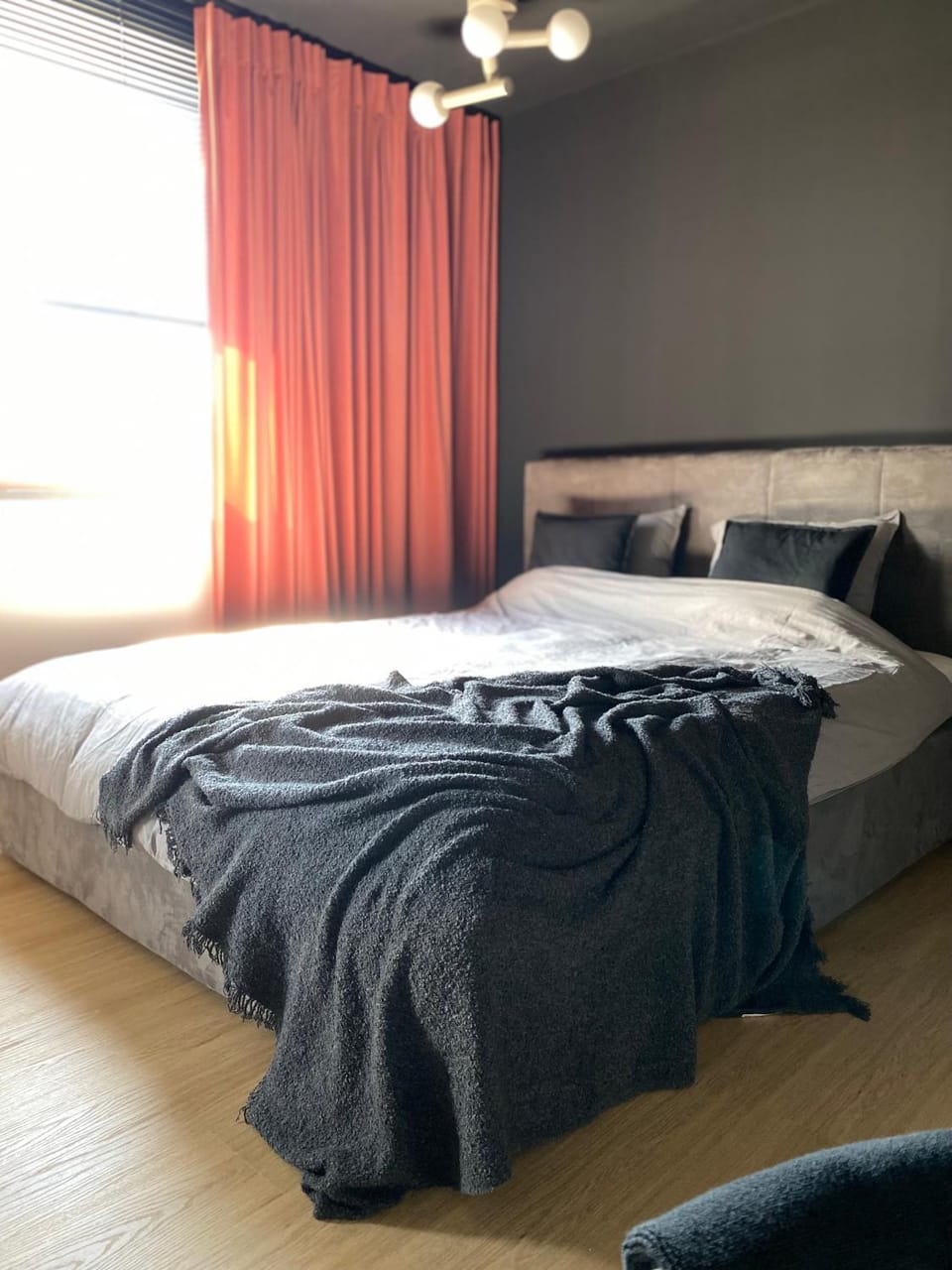 Bed, Quiet street view