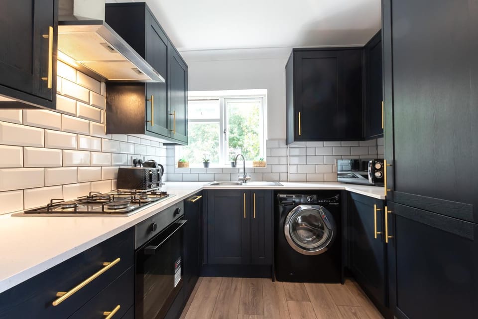 Kitchen or kitchenette, dishwasher, minibar, oven, pet friendly, stove, toaster, washing machine