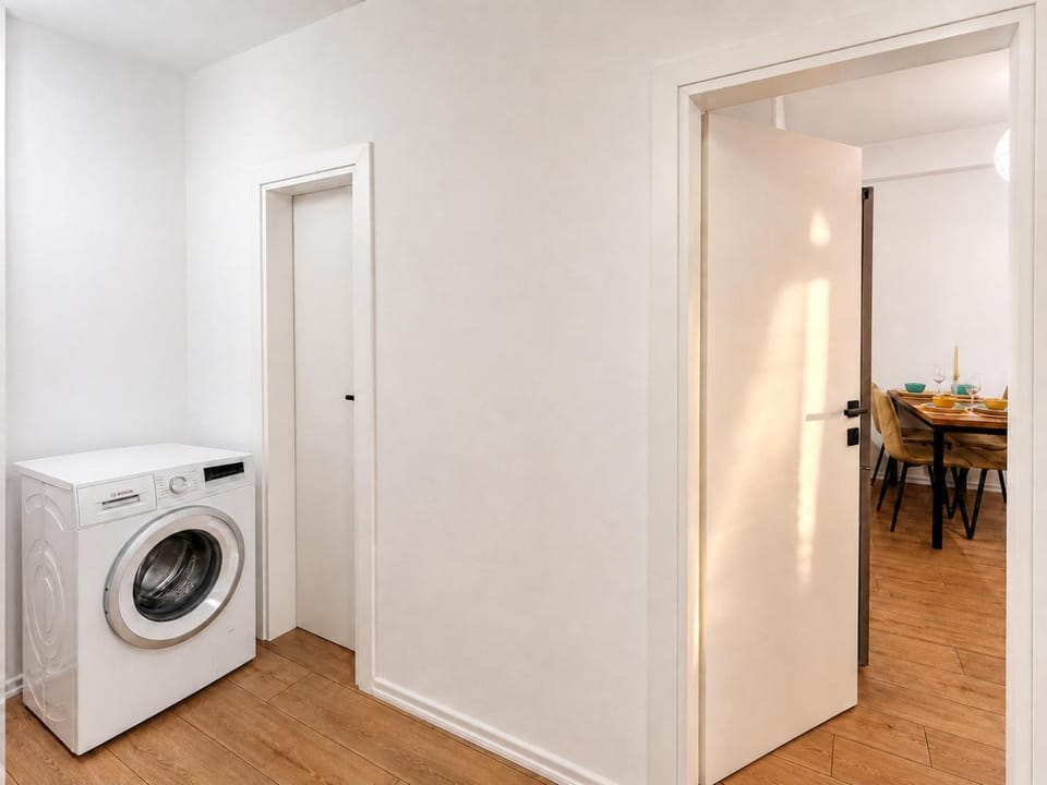 Matisse No7 - One Bedroom Apartment With Balcony Apartment in Tirana