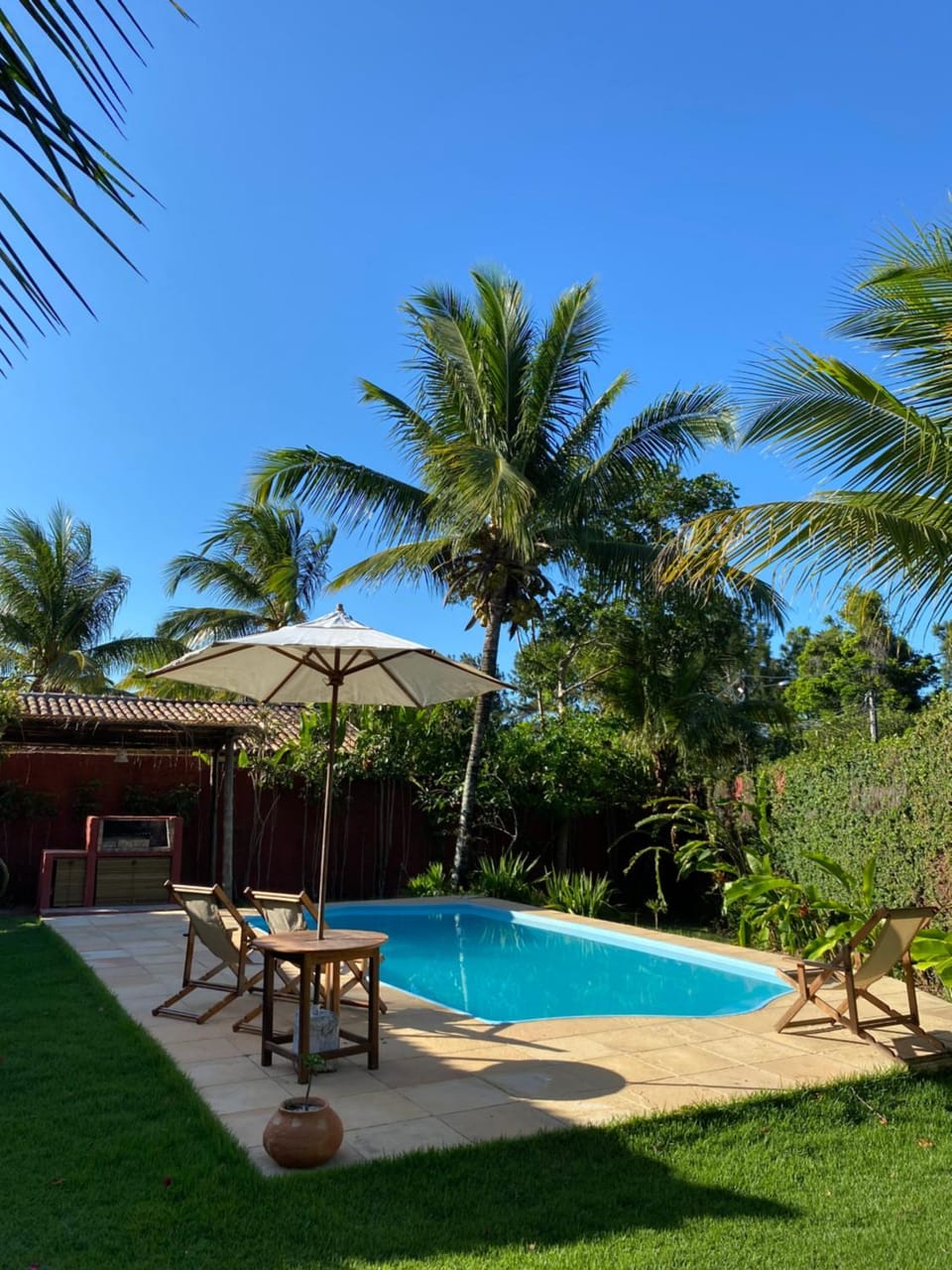 Garden view, Pool view, Swimming pool, sunbed