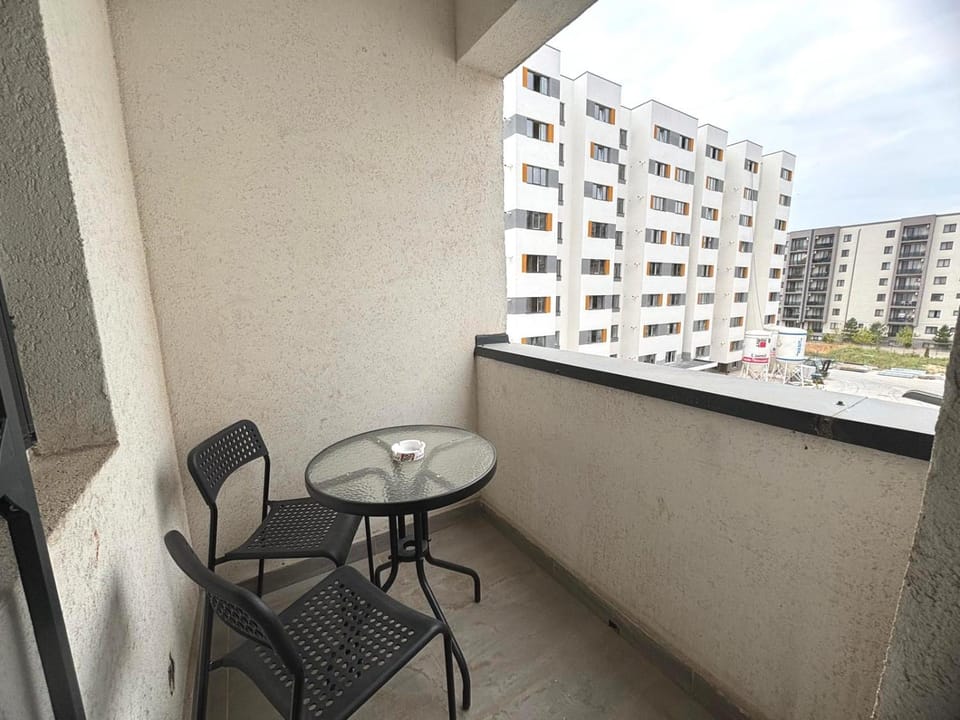 View (from property/room), Balcony/Terrace, Seating area