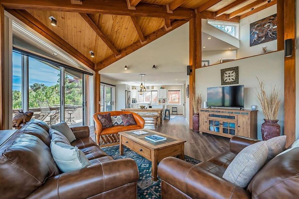 Vortex Horizon - Awesome Views-Deck-BBQ-Fire Table House in Sedona