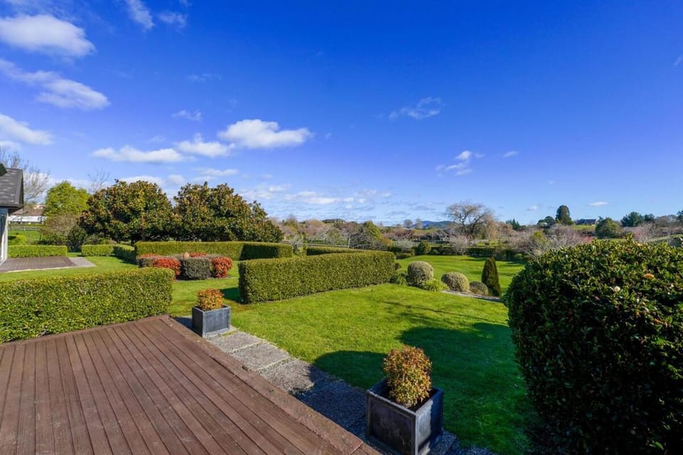 Stunning and Spacious 5-Bedroom Home in Rotorua House in Rotorua