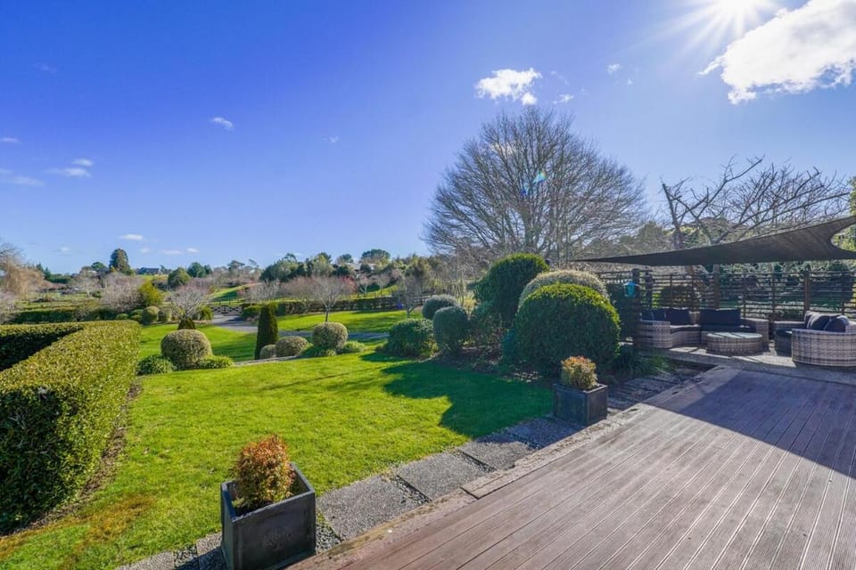 Stunning and Spacious 5-Bedroom Home in Rotorua House in Rotorua