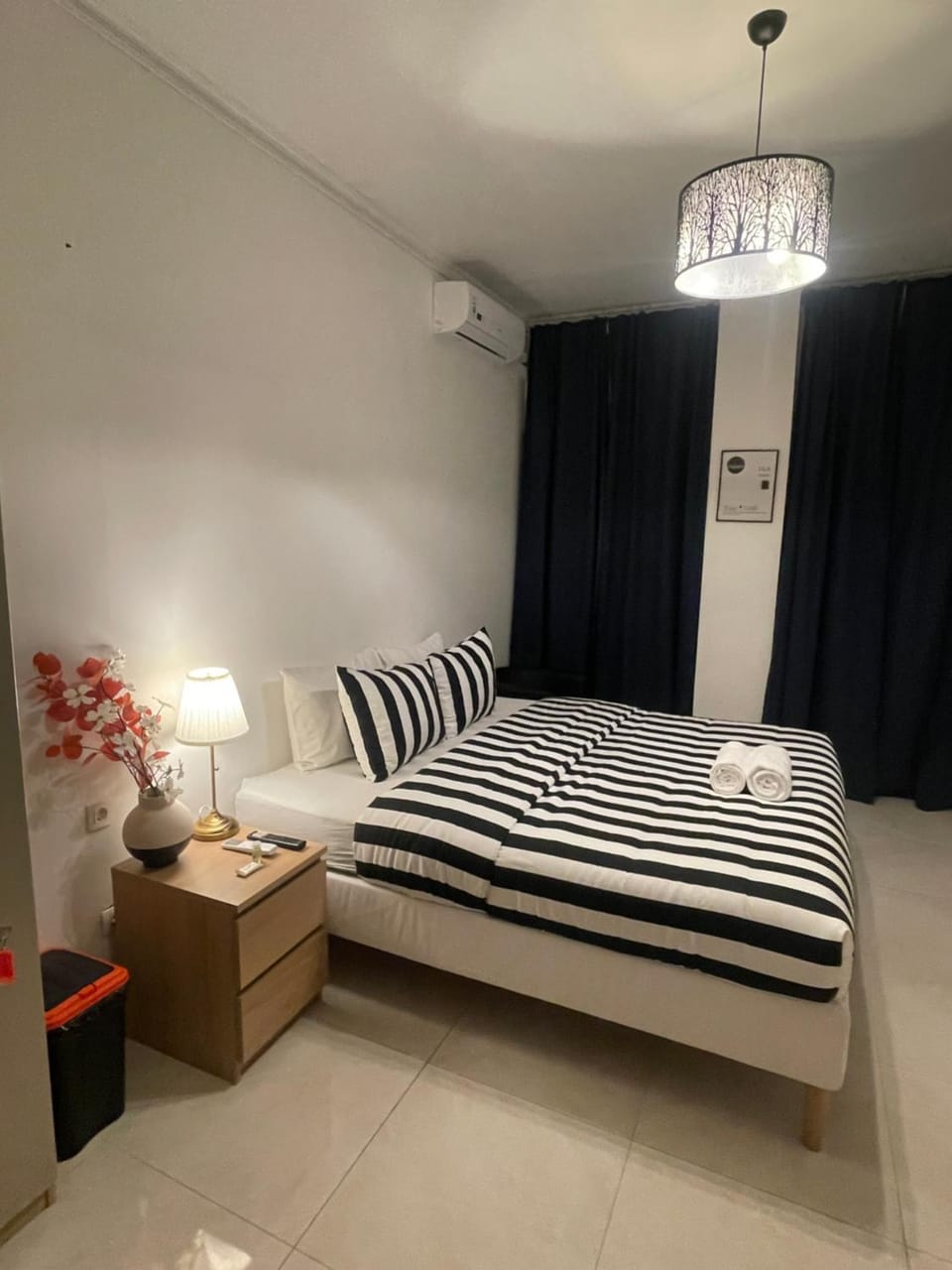 Relax Inn Hostels Bed and Breakfast in Lisbon