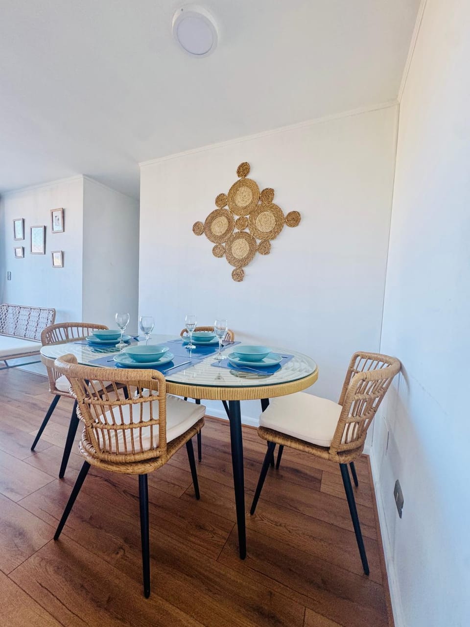Movistar Arena, V, Estadio Nacional, Fantasilandia, Departamento 3 Dormitorios, Máxima Privacidad, Familias y Grupos, Cocina Full Equipada, Recién Remodelado, Mallas de Seguridad, Parking Arriendo Diario segun disponibilidad, WiFi alta velocidad Apartment in Santiago